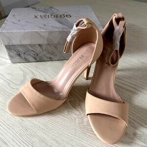 Ankle Strap Stiletto Heel Open Toe Dress Sandal Beige Cream NEW Size 9